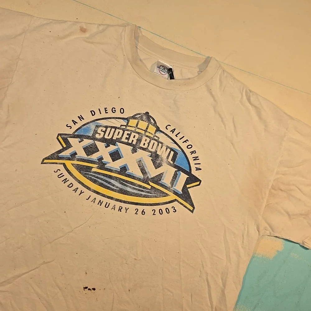 VTG 2003 Delta‎ XL Super Bowl XXXVII T-Shirt Distressed White Event Football NFL